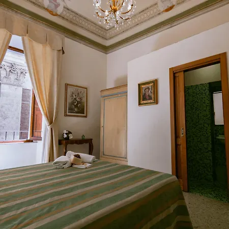 Couette-café In Centro - Diffuso Sienne
